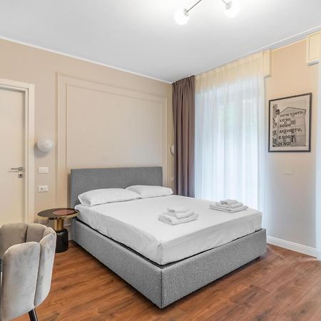 Torriani Suites Foresteria Lombarda Milan Extérieur photo