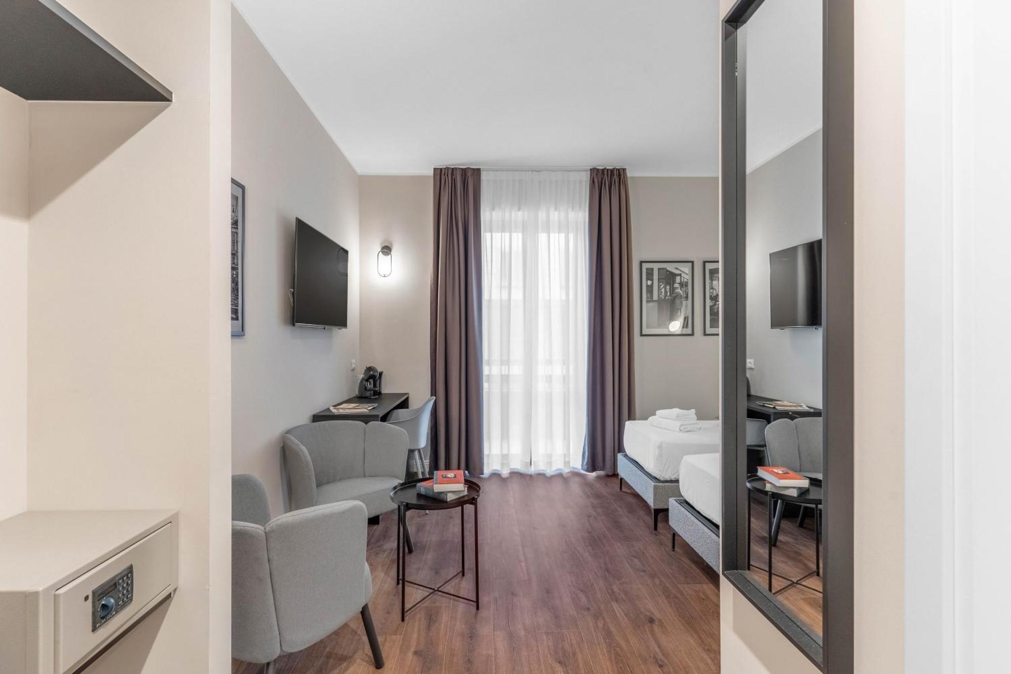 Torriani Suites Foresteria Lombarda Milan Extérieur photo