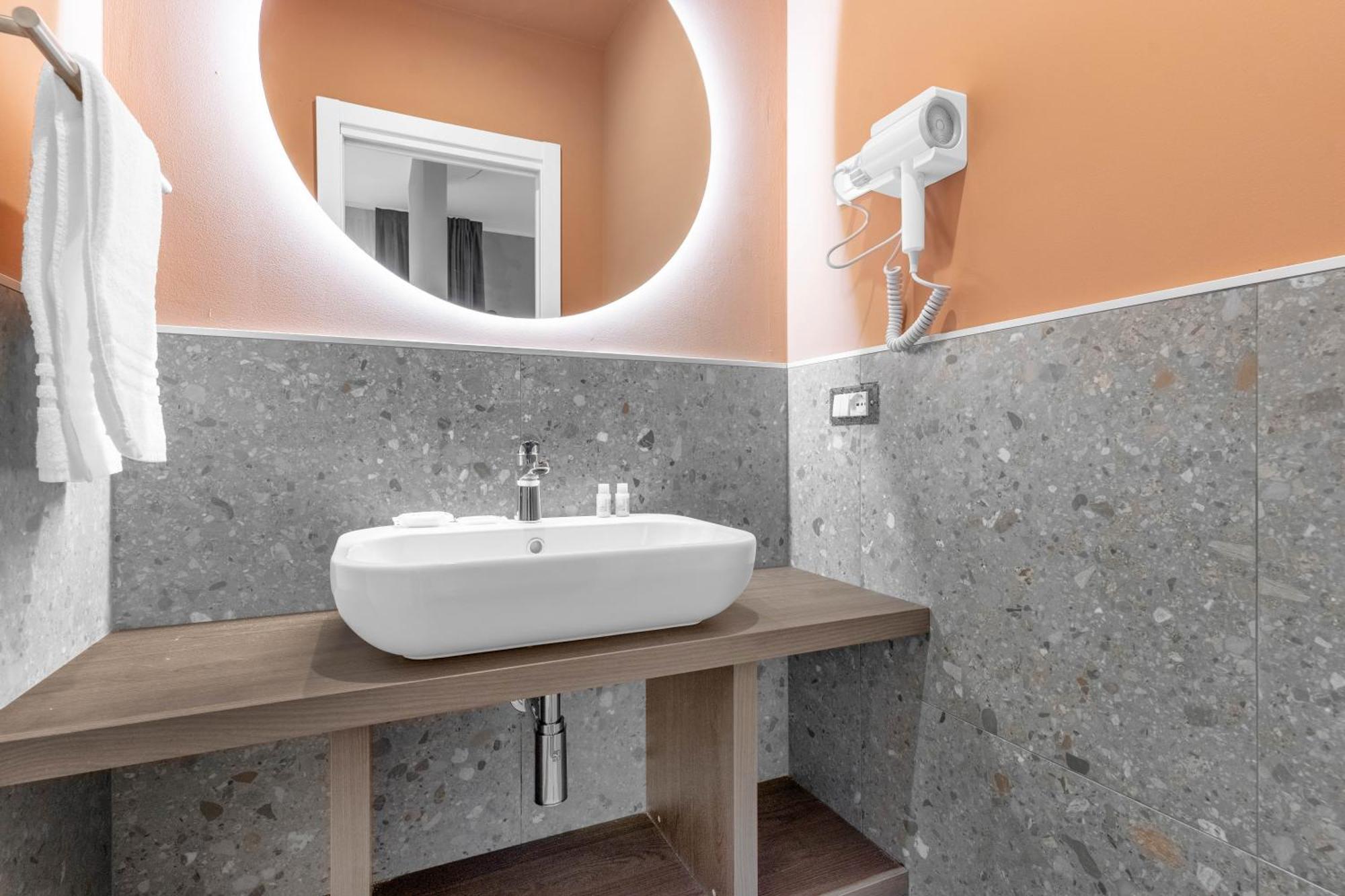 Torriani Suites Foresteria Lombarda Milan Extérieur photo
